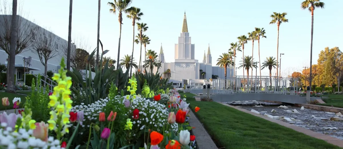 Flower Path to Oakland Temple