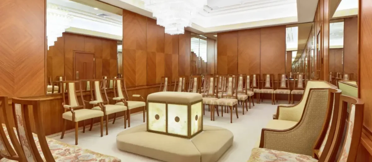 Oakland Sealing Room