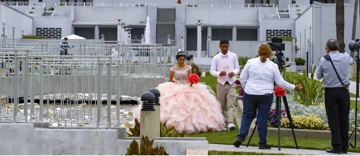 Pink Quinceanera Oakland Temple Landscape