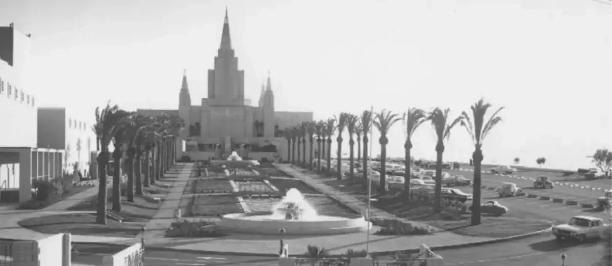 Vintage Oakland Temple Grounds