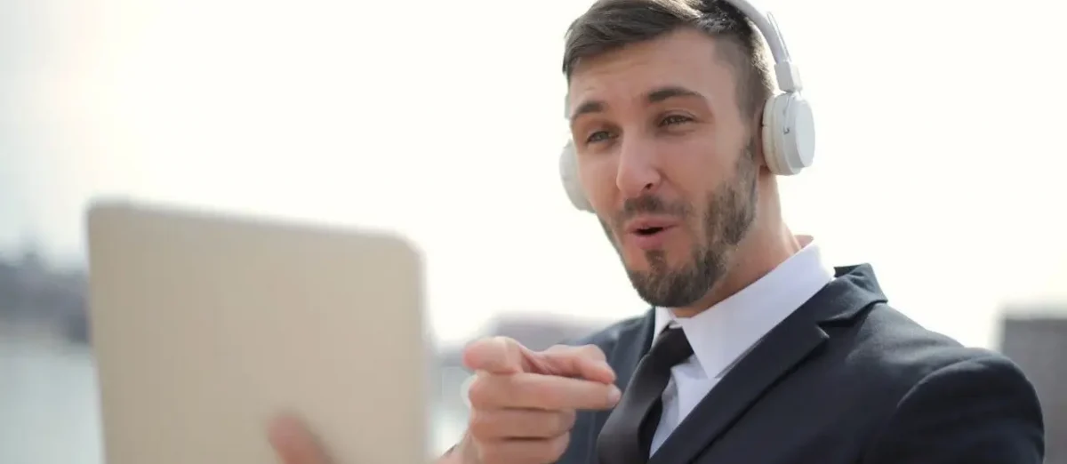 pexels-andrea-piacquadio-3778844